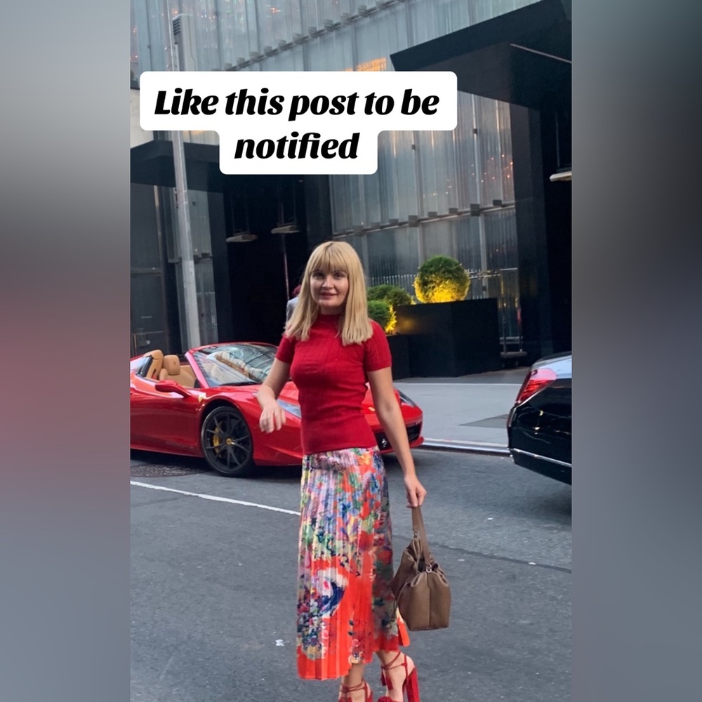 🚨 🚨 PLEASE LIKE TO BE NOTIFIED OF SHARE LUXURY LIVE  SHOWS